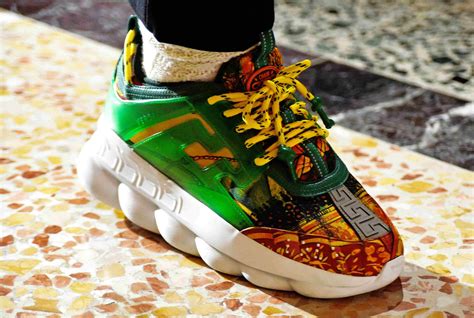 2 chainz and versace shoes